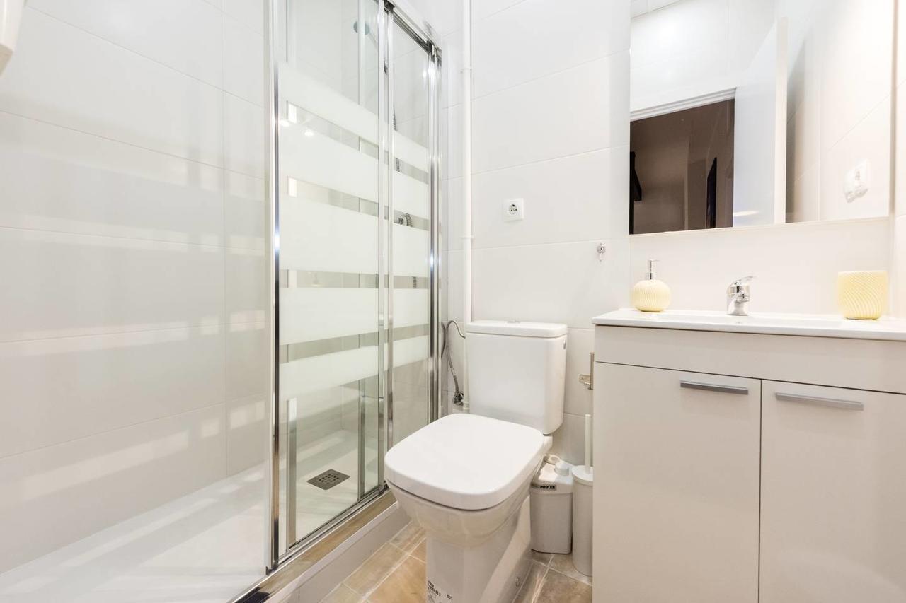 Ferienwohnung M&F Gran Via 3 Hab Madrid Exterior foto